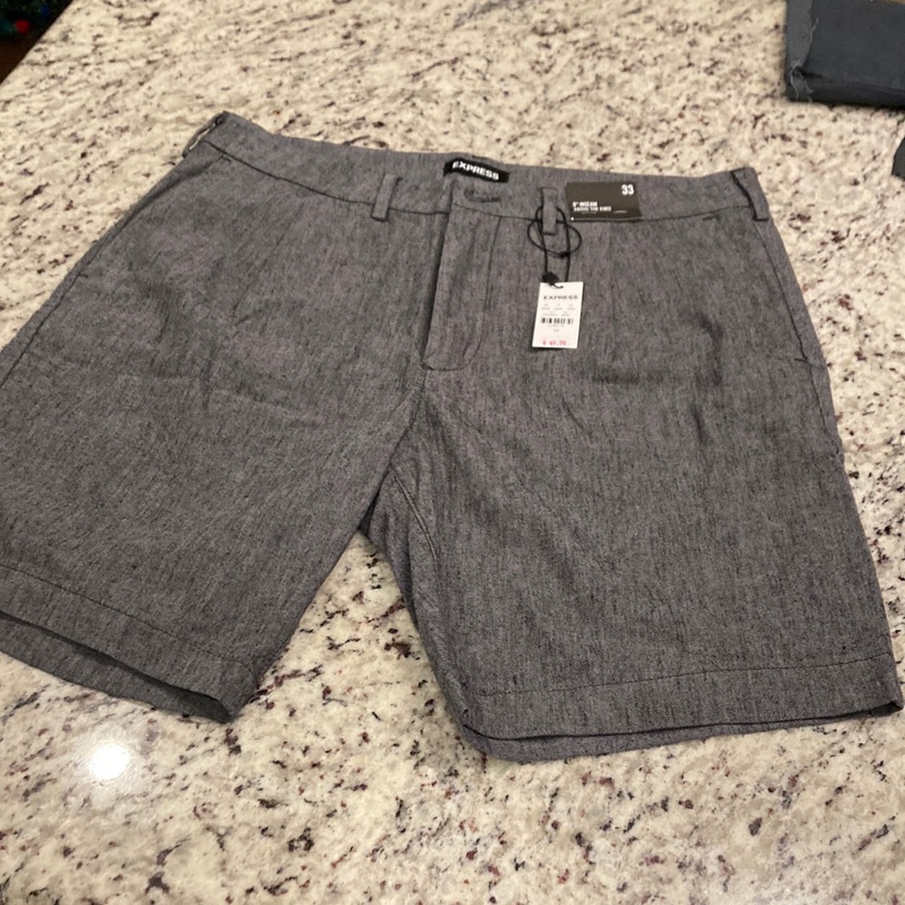 Express NWT Linen pleated comfort waist shorts. Black tweed